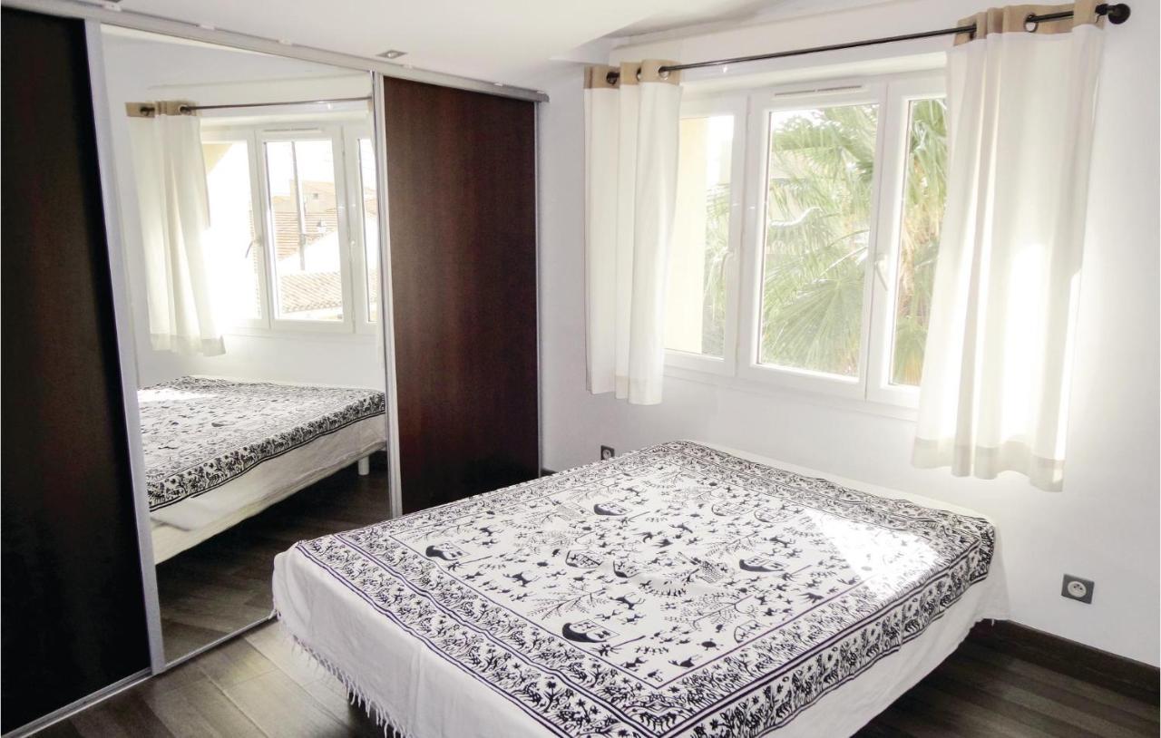 Awesome Apartment In Sauvian With Wifi Екстериор снимка